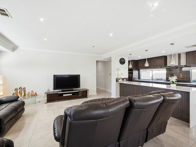 4B Vesta Crescent, Shelley