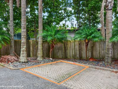 E / 1 Hillcrest Avenue, Hillcrest