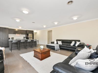 13 Wheelwright Street, Clyde North