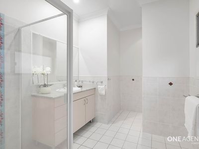 192 Lakeside Avenue, Springfield Lakes