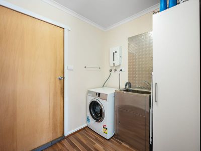 2 Trout Crescent, Miena