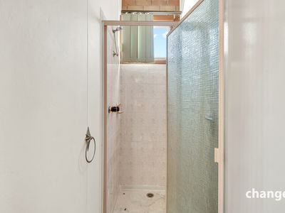 11 Robbs Road, Werribee South