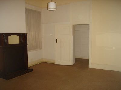 1 / 272 Latrobe Terrace, Newtown