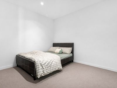 4101 / 220 Spencer Street, Melbourne