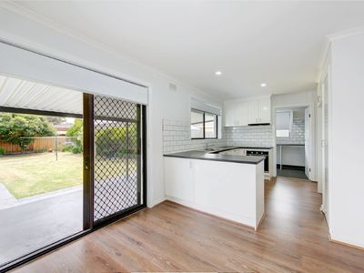 27 Strezlecki Grove South, Altona Meadows