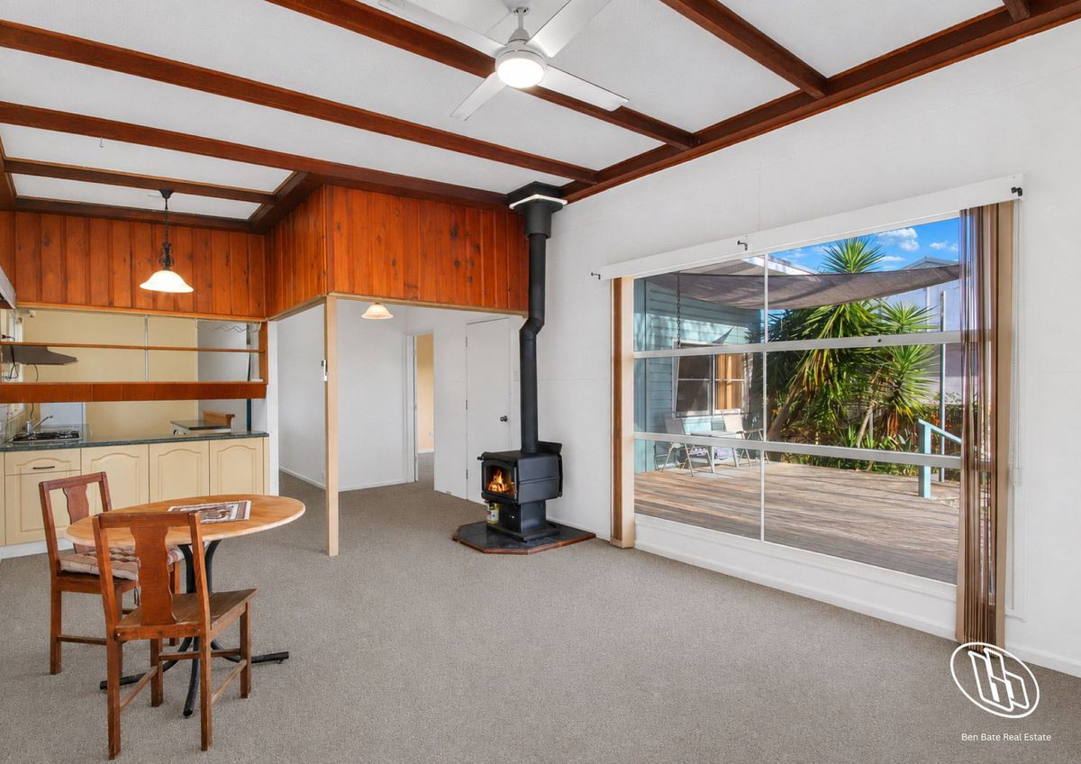5 Field Street, Narooma