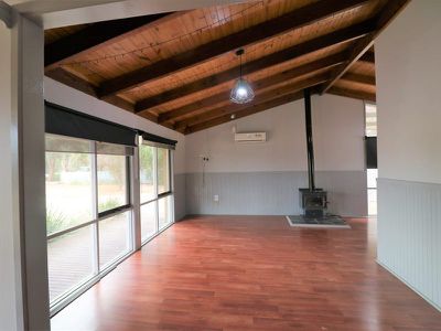 19 Cemetery Lane, Nagambie