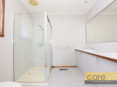 56 Leopold Crescent, Hampton Park