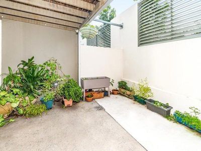 68C Bay Street, Botany