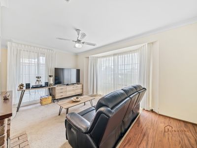 3 Myrna Way, Parkwood