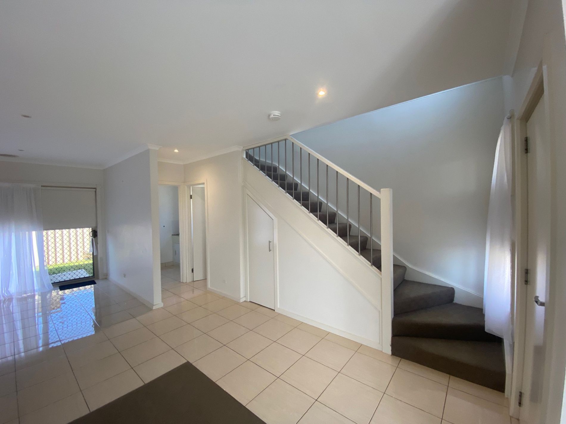 1 / 10-12 Fishburn Grove, Harkness