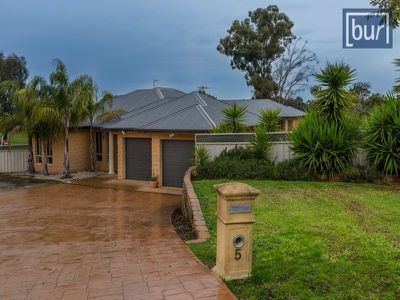 5 Moore Court, Wahgunyah