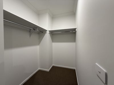 6 Plume Street, Clyde North