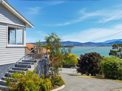 2 / 3 Vancouver Link, Midway Point