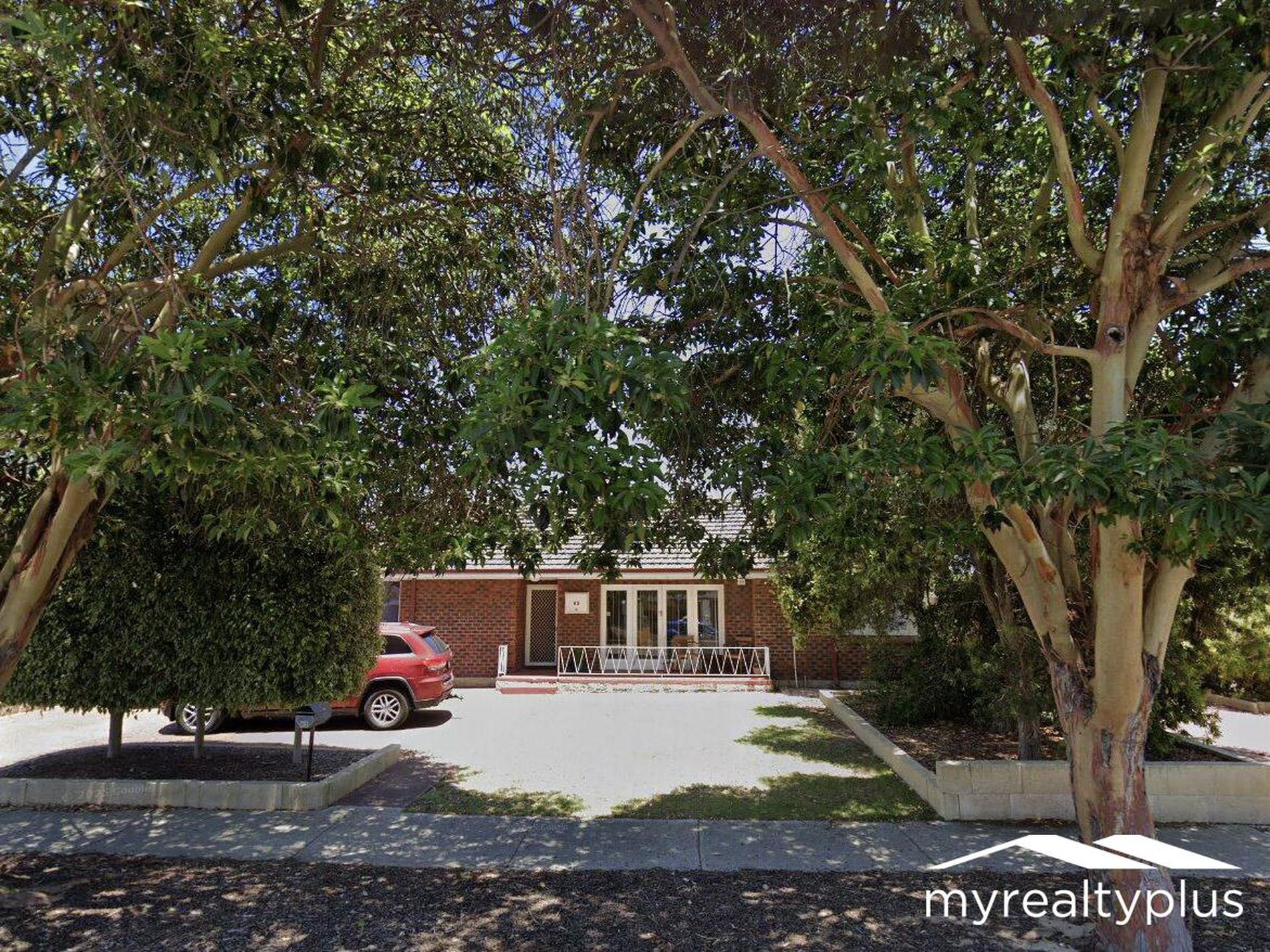 83 Enfield Street, Lathlain
