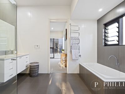 5436 Bay Hill Terrace, Sanctuary Cove