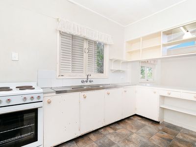 39 Barbara Street, Manly West