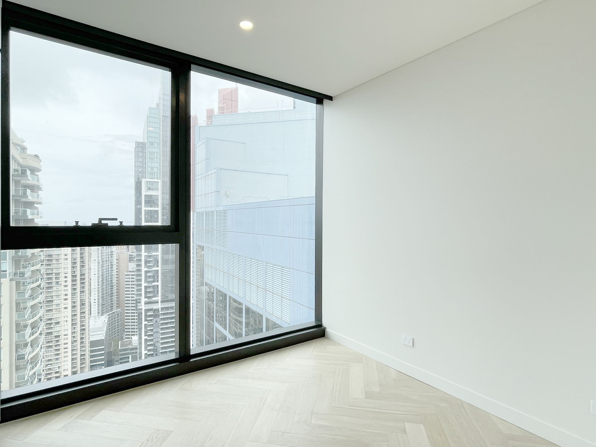 3909 / 115 Bathurst Street, Sydney