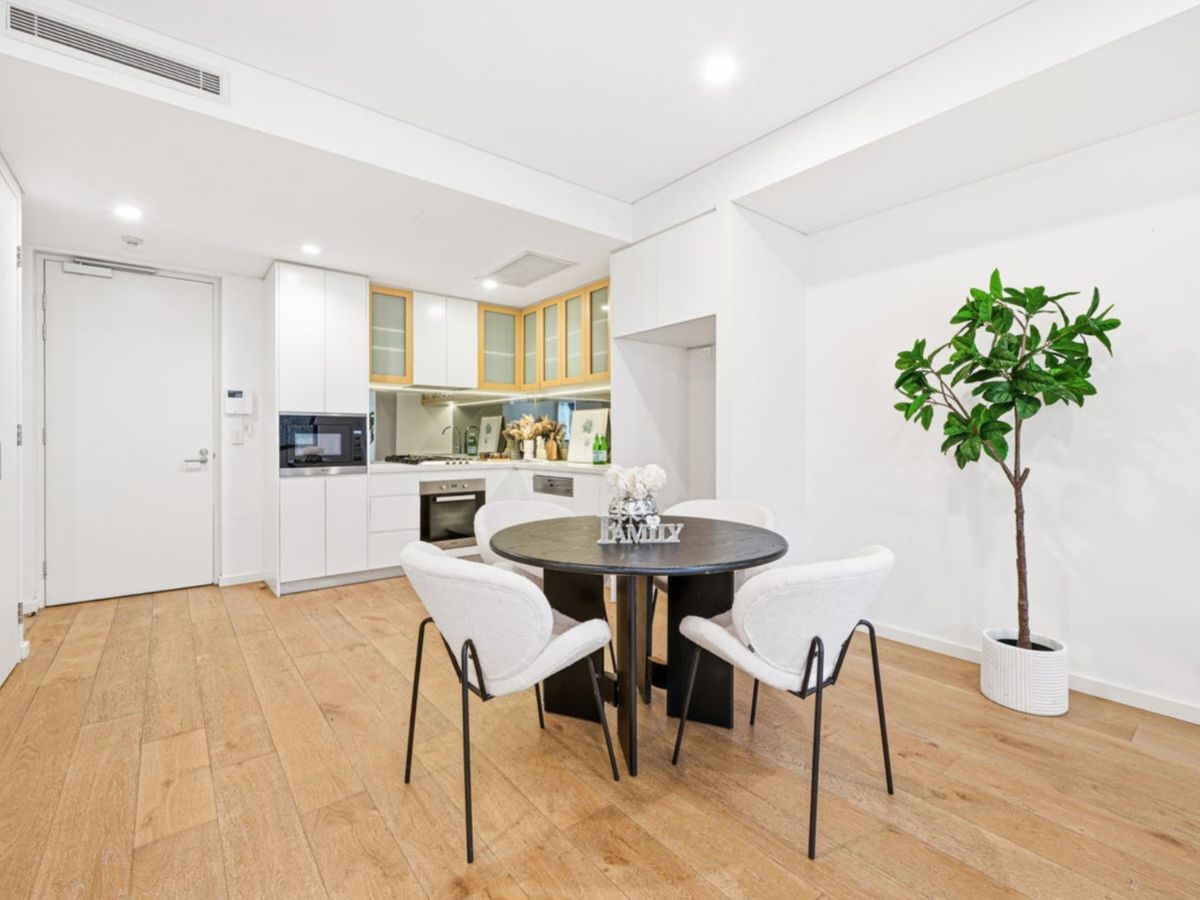 110 / 1 Wattle Crescent, Pyrmont