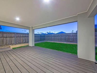 15 Seaside Avenue, Yanchep