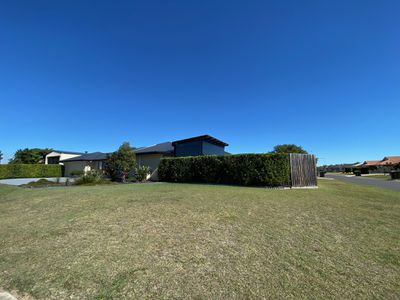 6 Dundee Drive, Kawungan