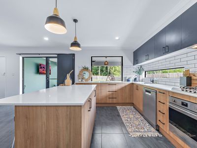 70 Trader Crescent, Cannonvale