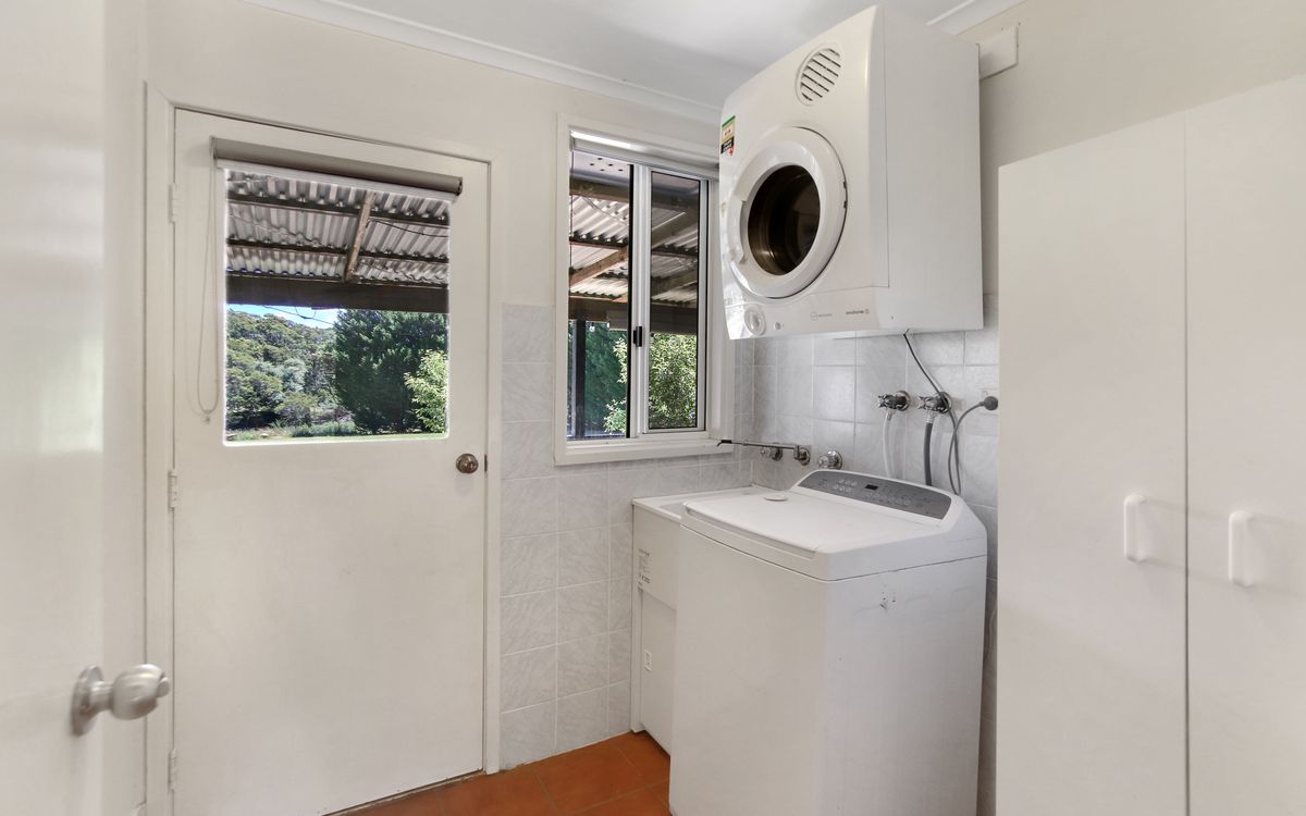 8 Seymour Street, Majors Creek