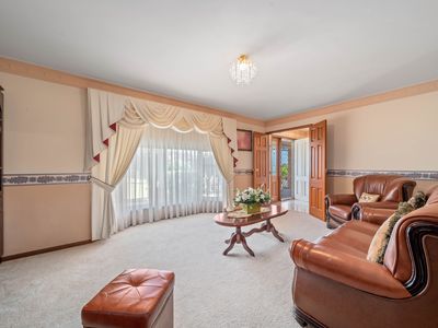 4 Adolphus Close, Hinchinbrook
