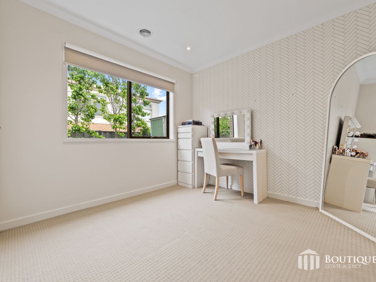 14 Bonneville Parade, Pakenham