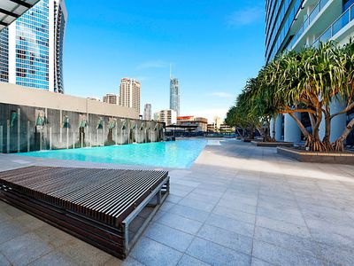 1095 / 9 Ferny Avenue, Surfers Paradise