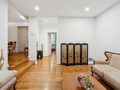 36 Bay Road, Claremont