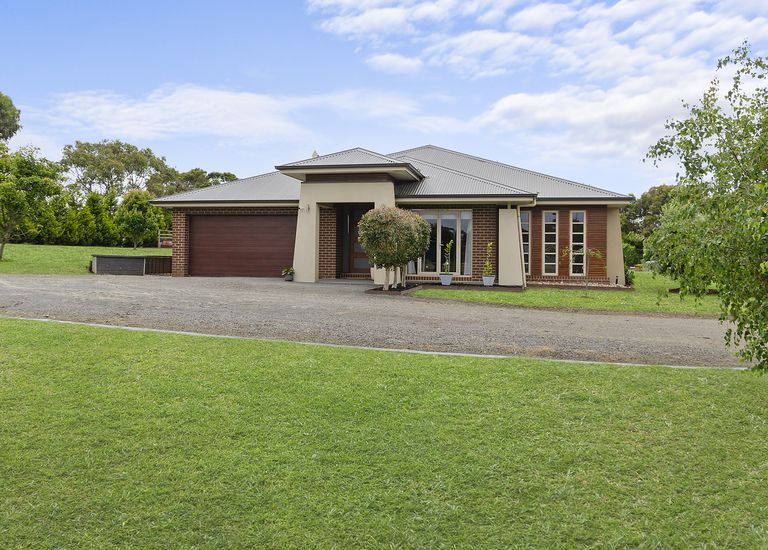 24 Tully Lane, Bolwarra