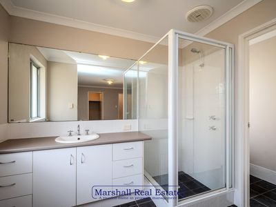 7 Voyager Link, Pearsall