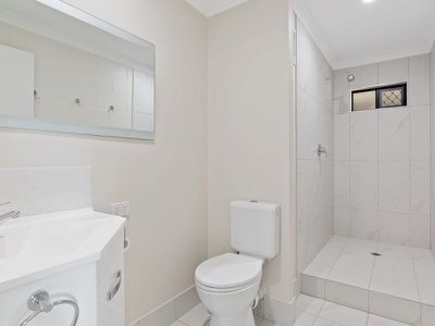 152-166 Western Avenue, Montville