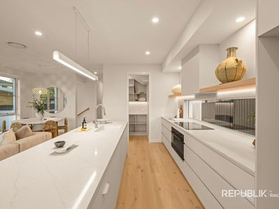 1 / 13 Perry Place, Biggera Waters