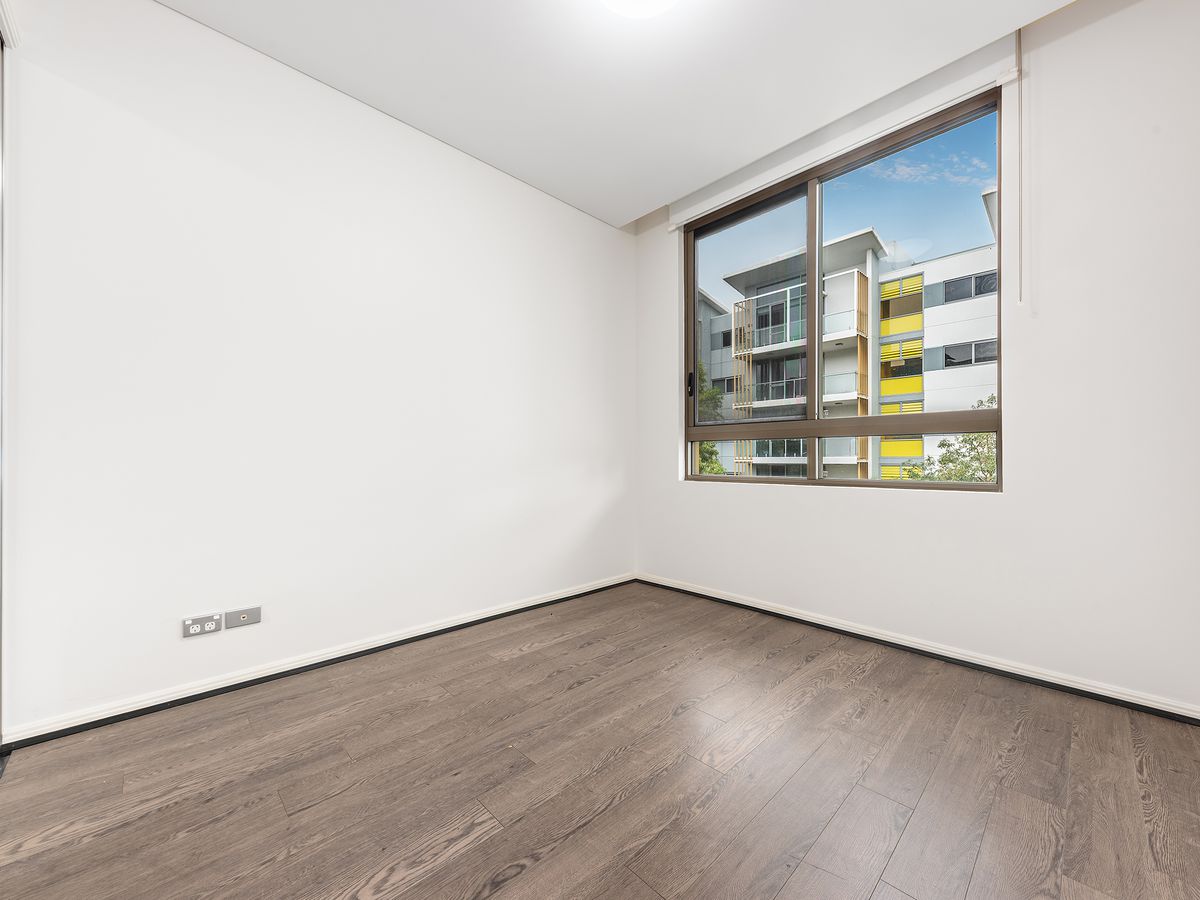 305 / 29 Seven Street, Epping