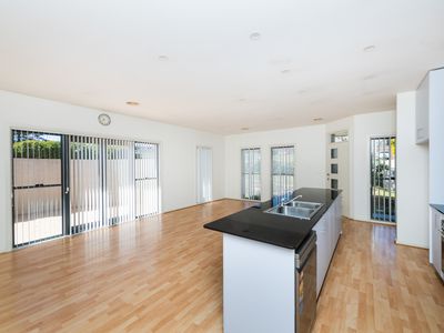 40 Mowatt Street, Queanbeyan East