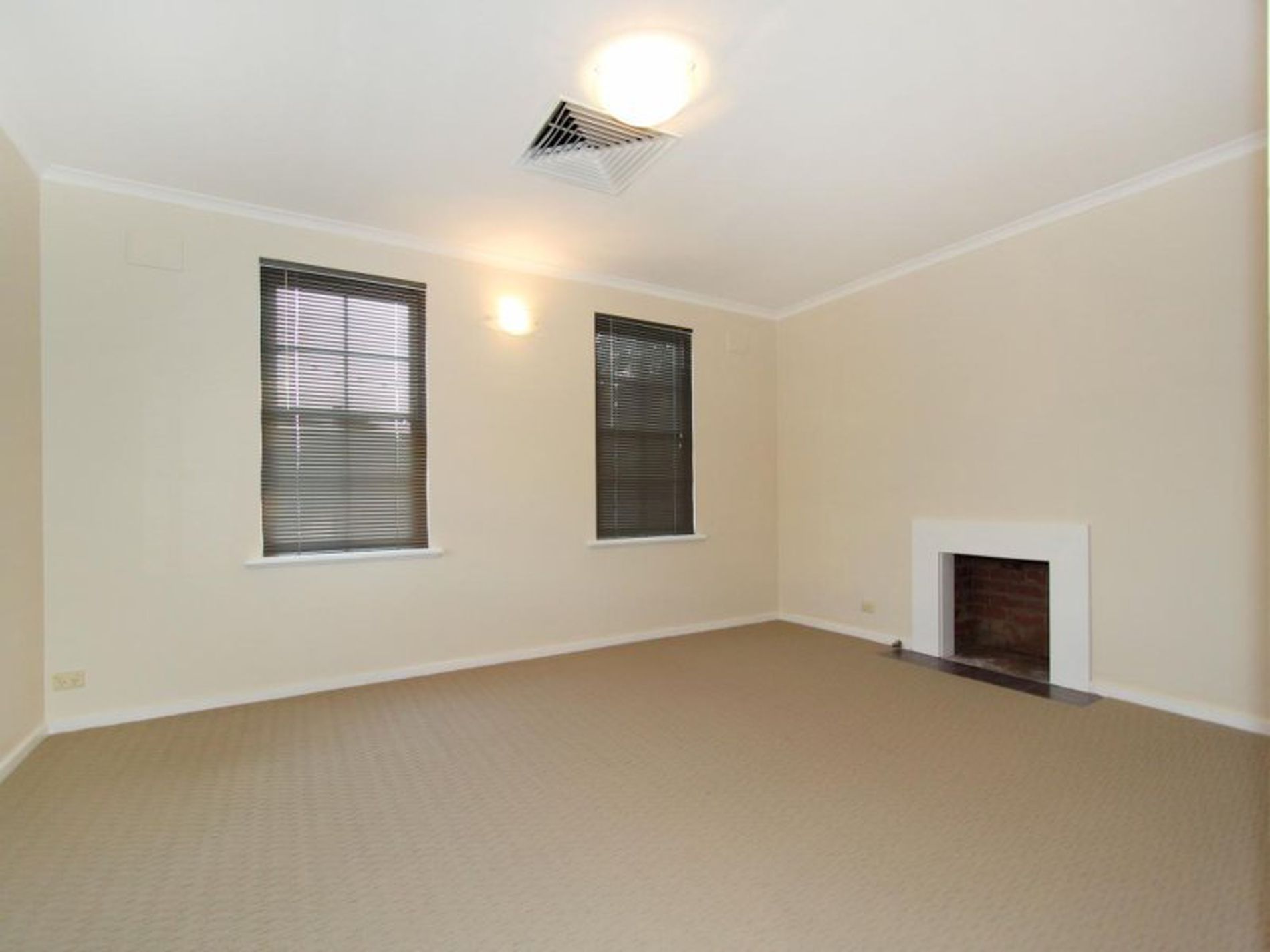 3 Elliot Place, Lamington