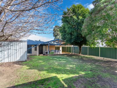 25 Flinn Avenue, Kelmscott