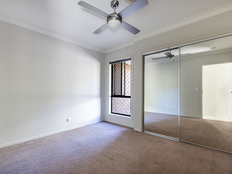 25 Travertine Avenue, Logan Reserve