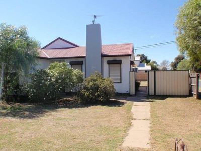 52 Station Road, Deer Park