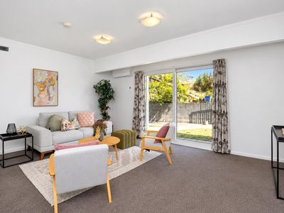 4 Saint Annes Square, Tawa