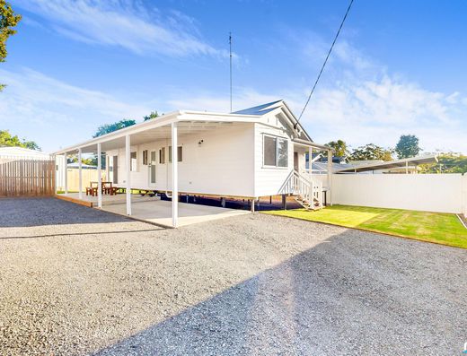 Lifestyle, Location & Endless Appeal! image 3