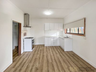 22  River Road , Horsham