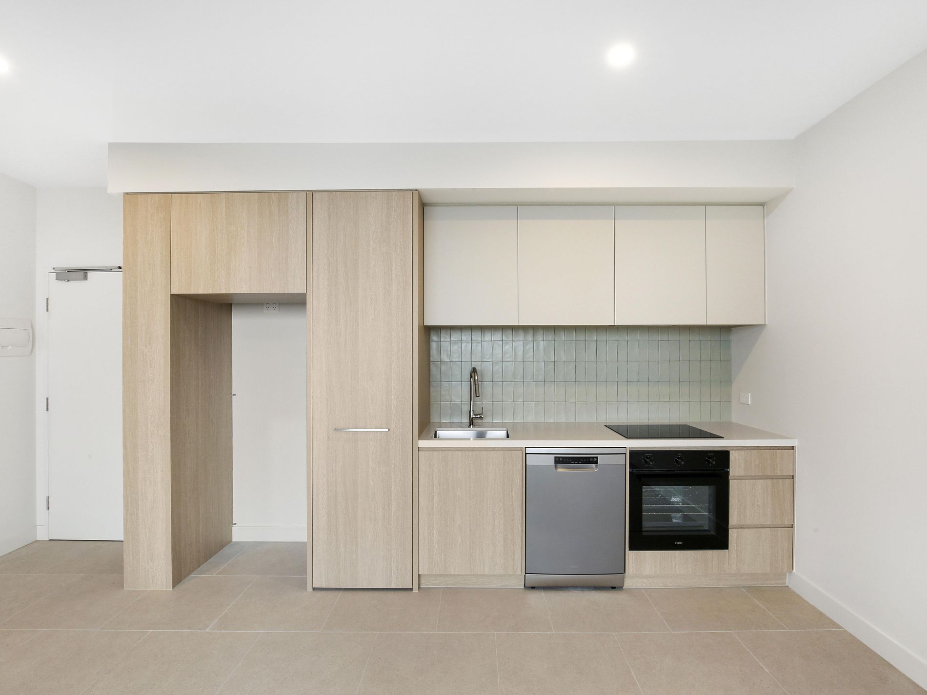 402/380 Bell Street, Preston