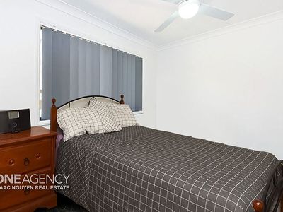 1 Merion Cl, Oxley