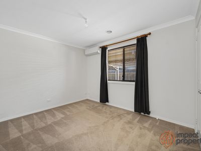19 Patrick White Circuit, Franklin