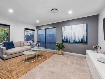 14 Darling Terrace, Wakerley
