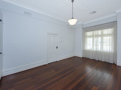 27 Farmer Street, North Perth