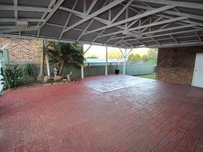 31 Taminga Crescent, Cordeaux Heights